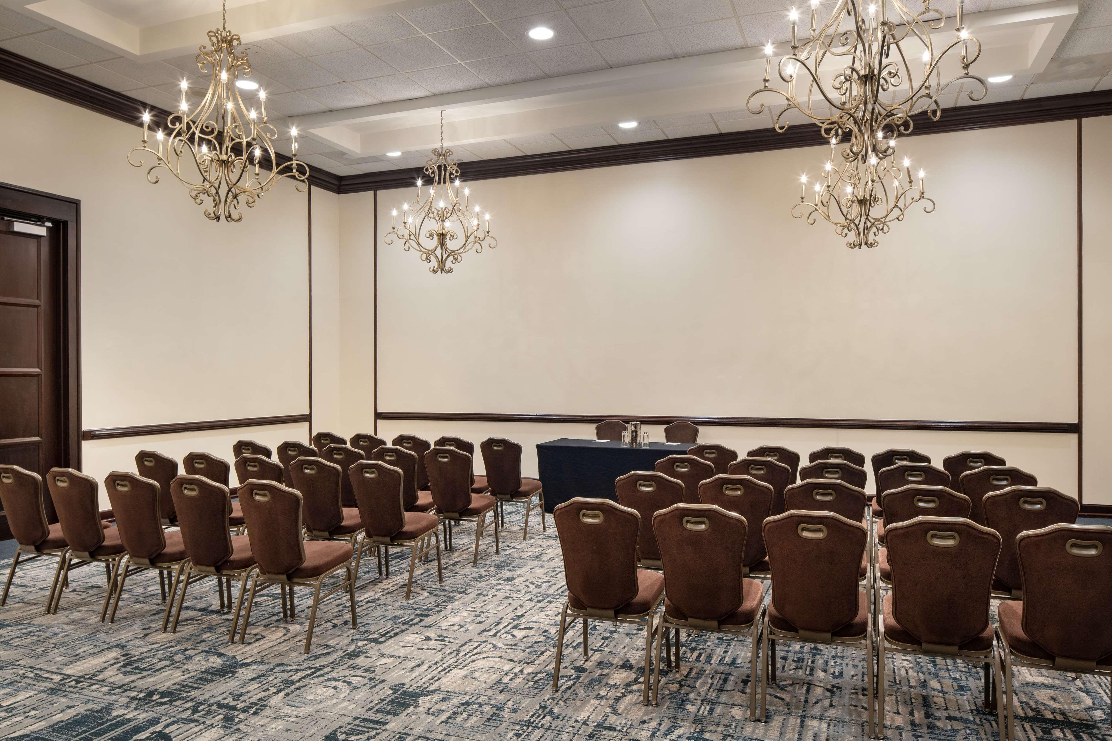 Embassy Suites By Hilton New Orleans Convention Center Εξωτερικό φωτογραφία